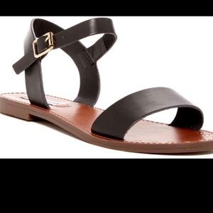Steve Madden black sandals